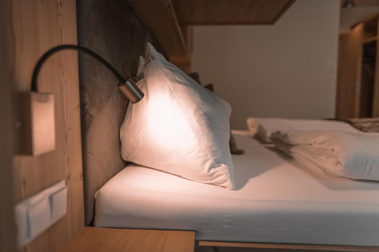 Hotel Brandgut - Vor Freude Gluehen à Viehhofen Extérieur photo