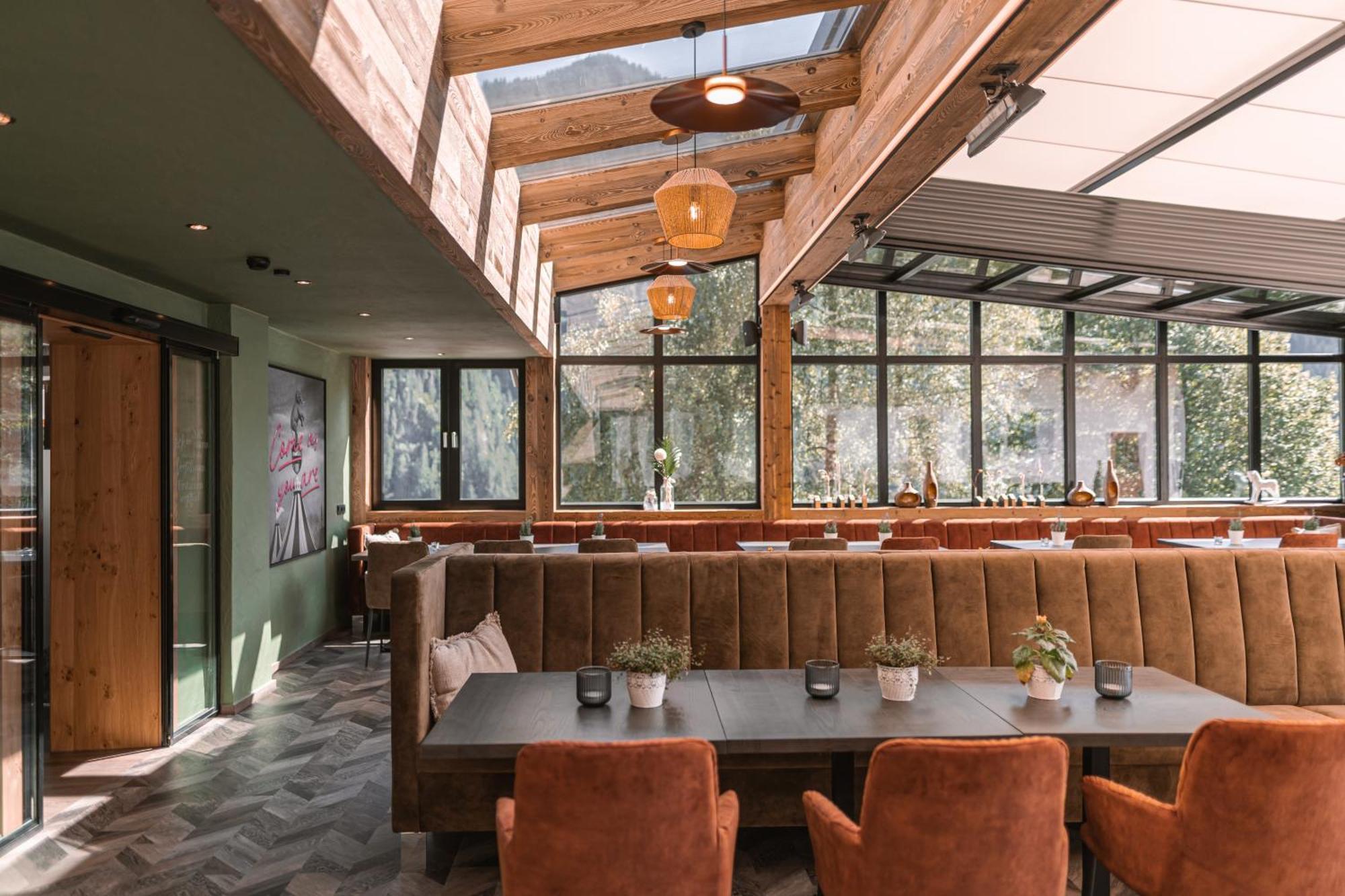 Hotel Brandgut - Vor Freude Gluehen à Viehhofen Extérieur photo