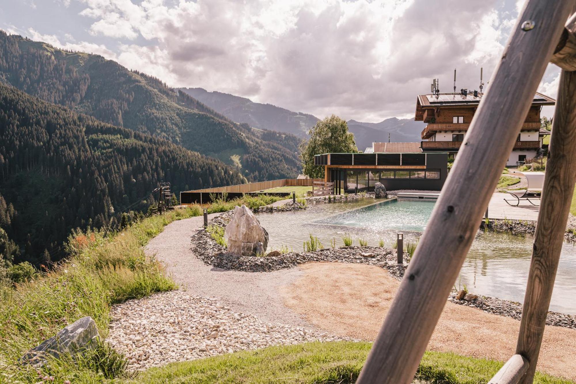 Hotel Brandgut - Vor Freude Gluehen à Viehhofen Extérieur photo