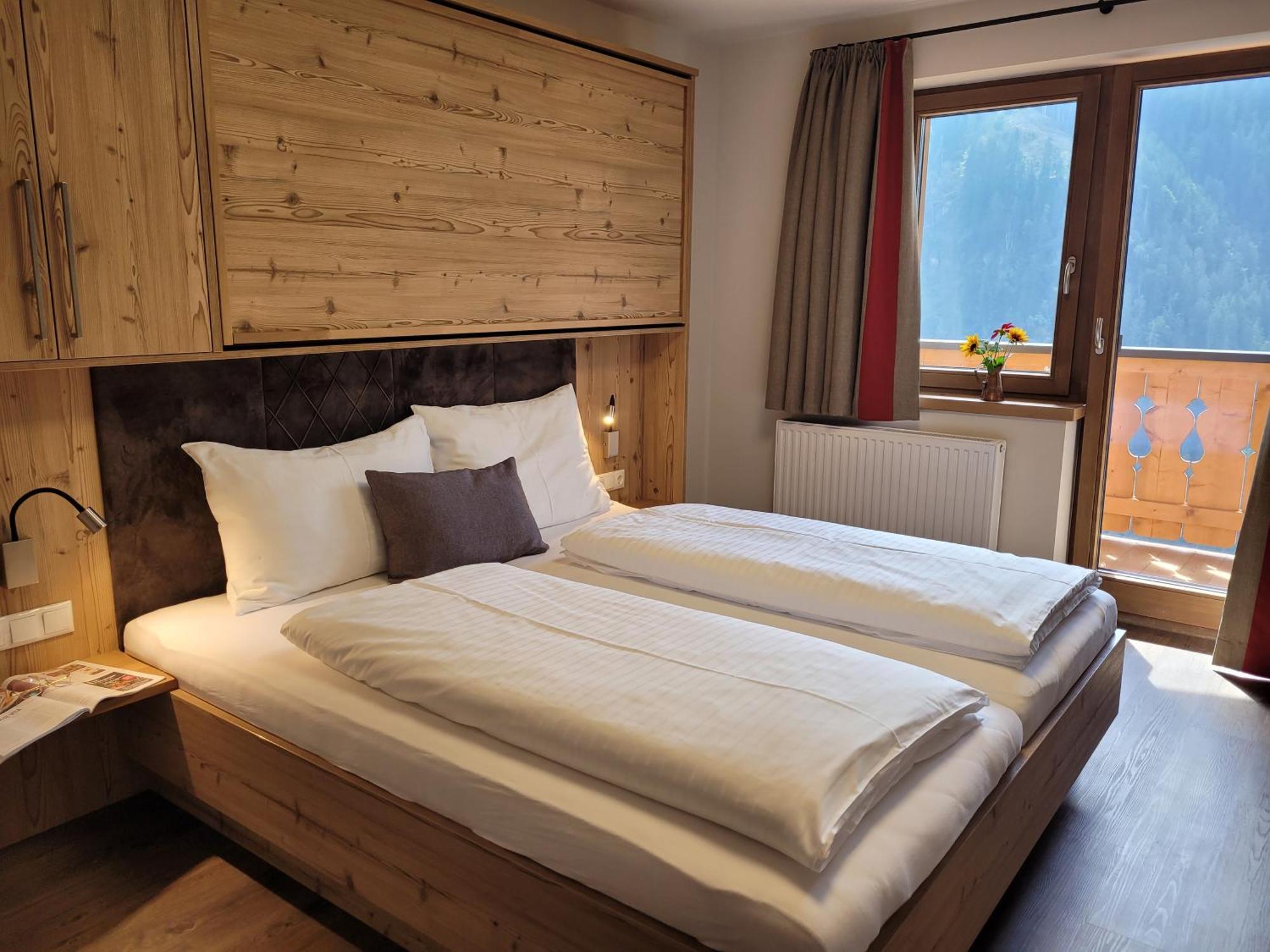 Hotel Brandgut - Vor Freude Gluehen à Viehhofen Extérieur photo