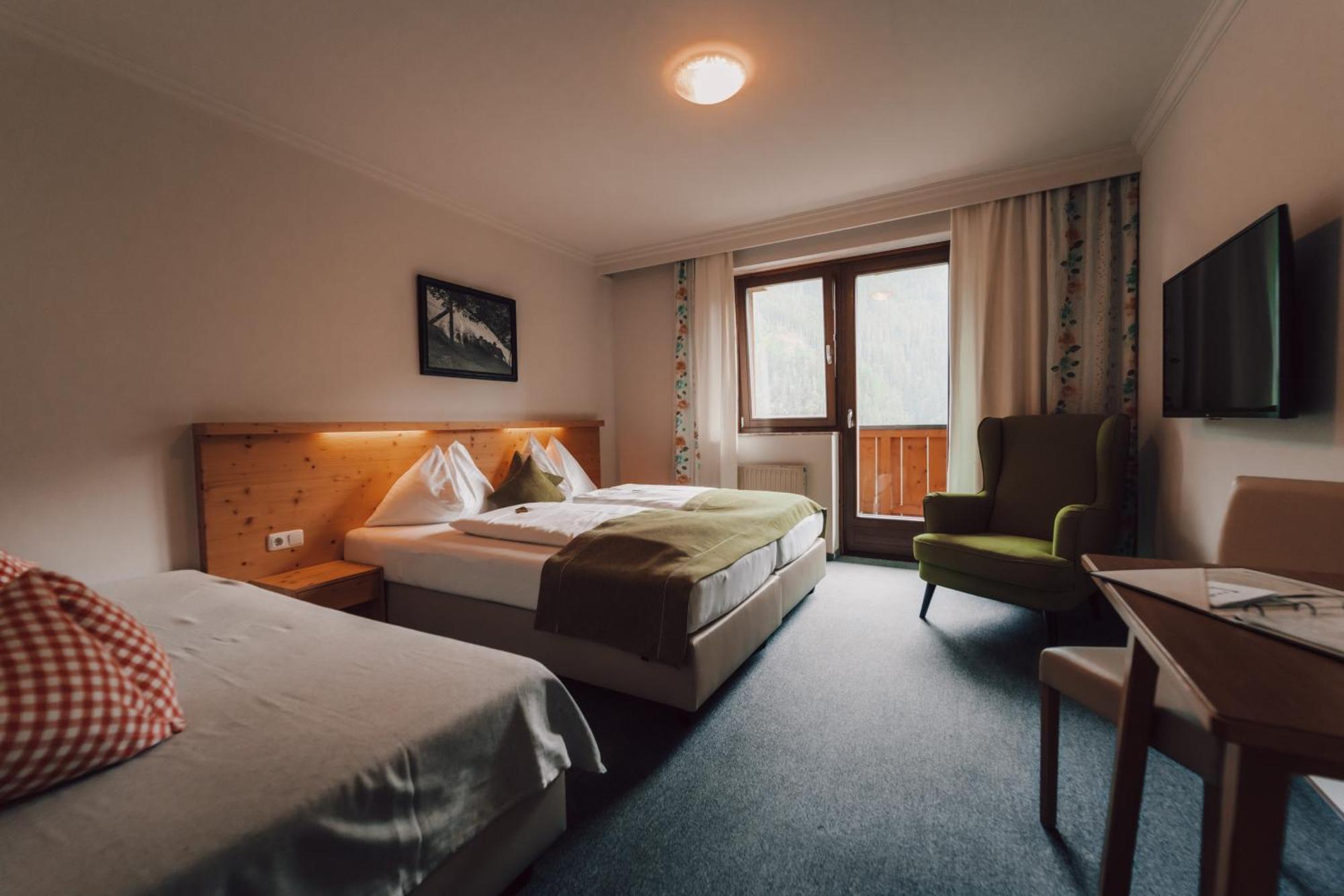Hotel Brandgut - Vor Freude Gluehen à Viehhofen Extérieur photo